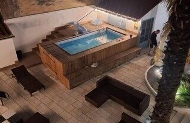 3Bed House- Sleeps 6 - Pool, Garden, Pets, Parking