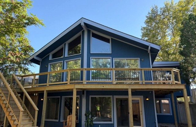 3br/3bth Colorado home next to Indian Rock, Smoky River fishing, walking trails