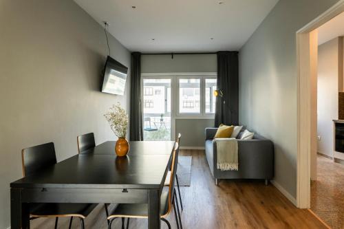 3BR Flat by Casa da Música, Central, Sleeps 6, E