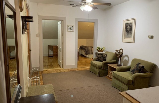 3rd Floor, walk-up private 3BR victorian apartment