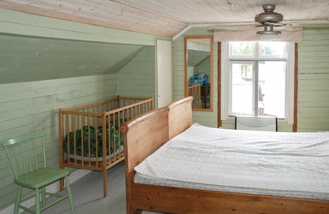4 bedroom accommodation in Nordmarkshyttan