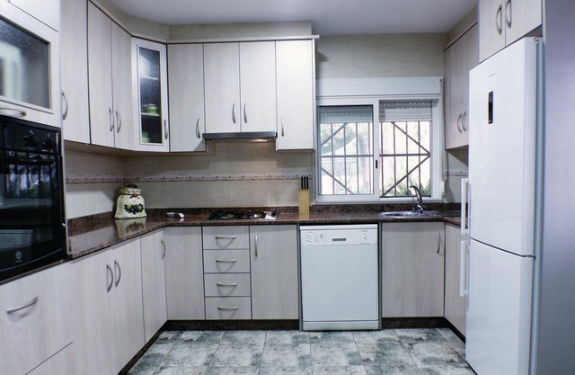 4 bedroom accommodation in Crevillente