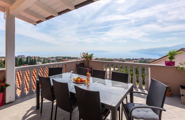 4 bedroom awesome apartment in Kastav