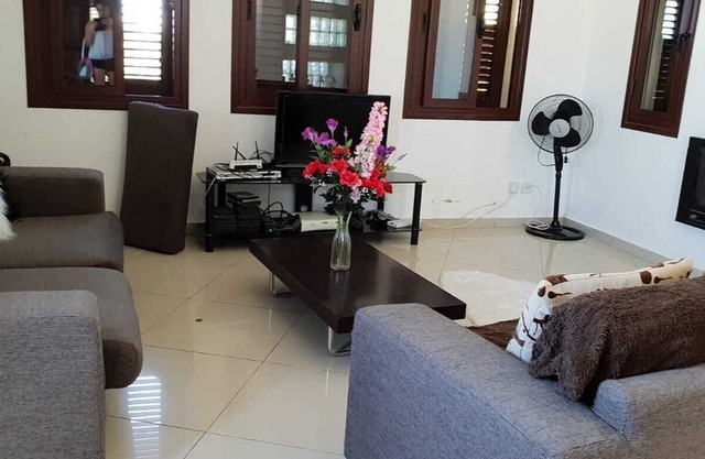 4 Bedroom, Private Pool, Villa with beautiful Sea View.