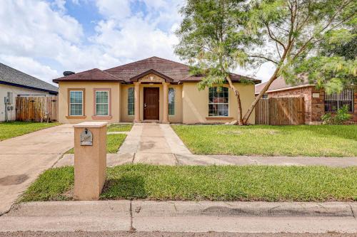 4 Mi to Dtwn Brownsville Family Home with Yard!