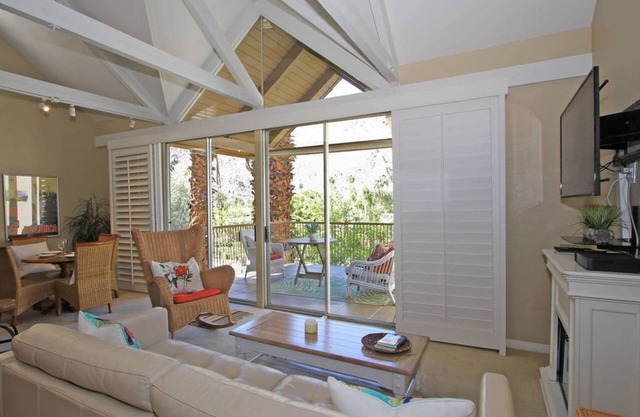 4 Mountain Cove 2 bedroom