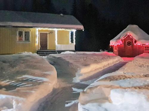 4 person holiday home in LJUSDAL