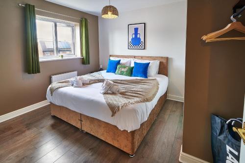 4 Spacious Bedrooms, En-Suites, Private Driveway, Tamworth Accommodation for Contractors and Families