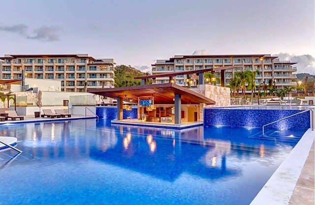 4-Star Hotel ∙ Royalton Saint Lucia, An Autograph Collection All-Inclusive Resort