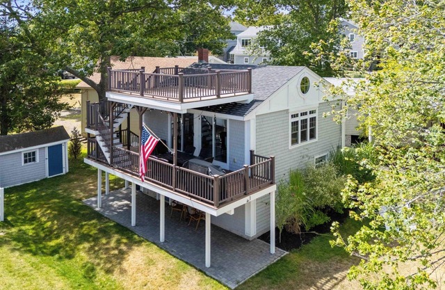 41 Highland Ave – A Classic Coastal Retreat in the Heart of the Nubble
