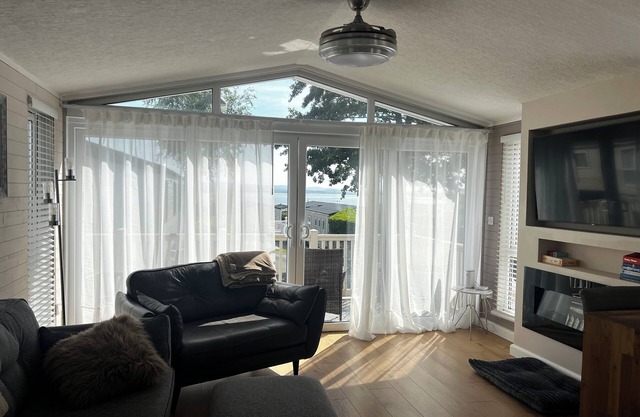 43 Harbour View, Tranquil Harbour View Escape at Rockley Park