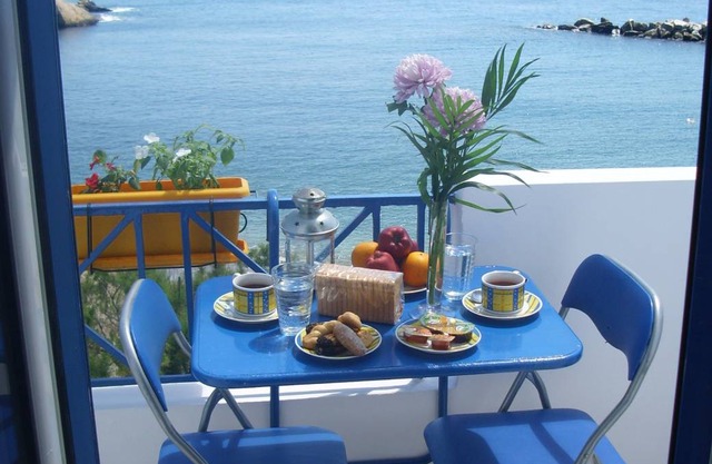 Alkistis Cozy 