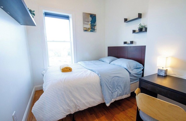 4BD 1.5BTH Comfy Newly Renovated Apt