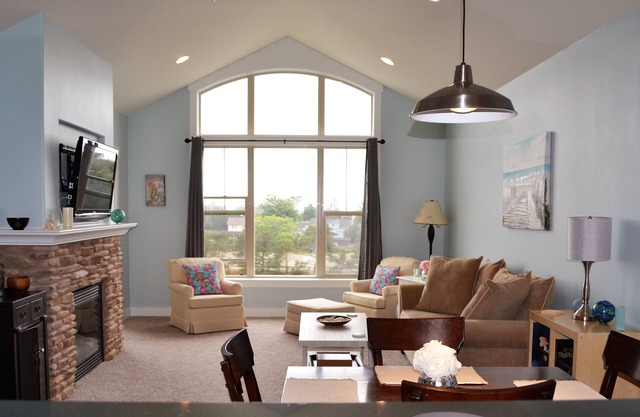 4th Floor (top floor) Fantastic River and Tillamook Head Views from Living Room