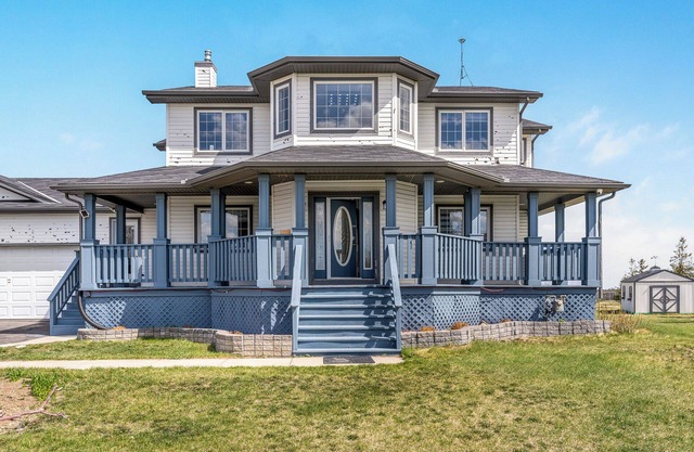 5 Acre Lot, 4000 sq ft and 5 bedrooms of Country Living AC King bed