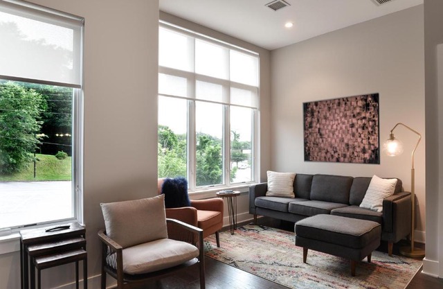 5 Bauhaus Townhome