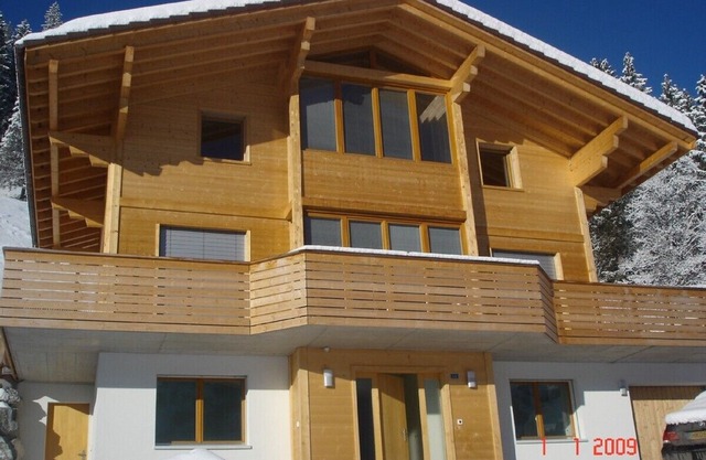 5 Bed luxury chalet, stunning views, fabulous skiing and summer activities