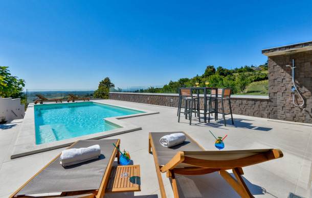 5 bedroom accommodation in Kalnik