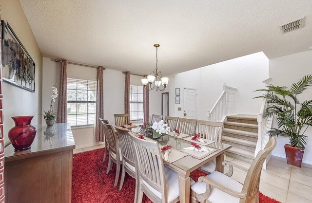 5 bedroom accommodation in Davenport