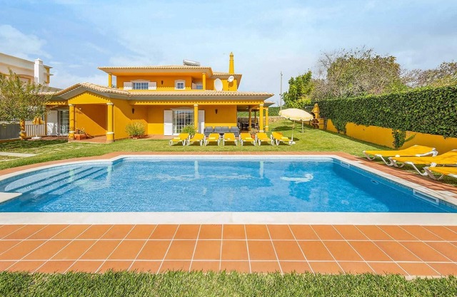 Villa Patroves 