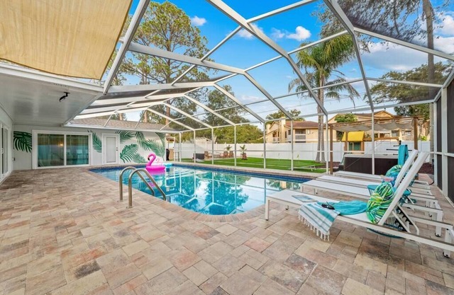 5 BR Clearwater Heated Pool I Mini Golf I Hot Tub | Billiards