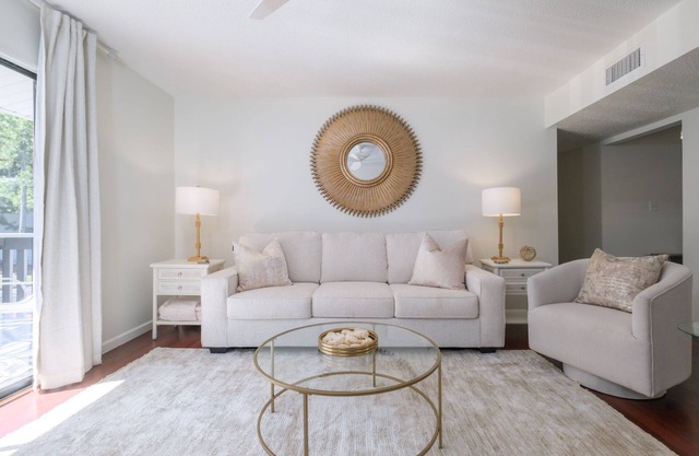 5 Star Luxury Living in Homewood Minutes from Samford!