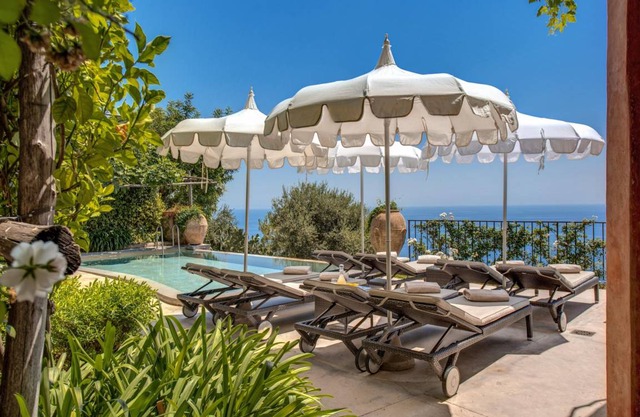 Rentals Villa Angelina Sea Chef Breakfast Weddings 