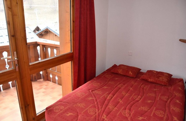 50m from ski slopes, 4th floor, balcony, tv, ski locker, 28m², Pralognan-la-Vanoise