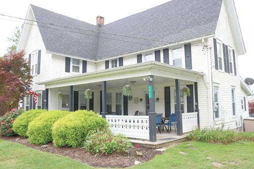 5449 Emerald home