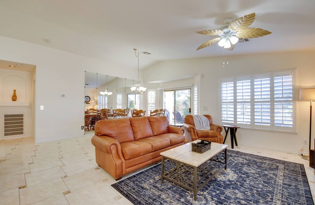 55 + Gilbert Home w/Yard, Golf Course On-Site