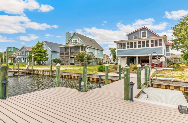 5525 Westwind * Waterfront