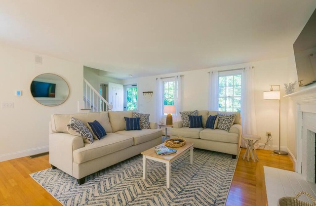 56Beachway-Private beach Refreshed in 2022 Cozy