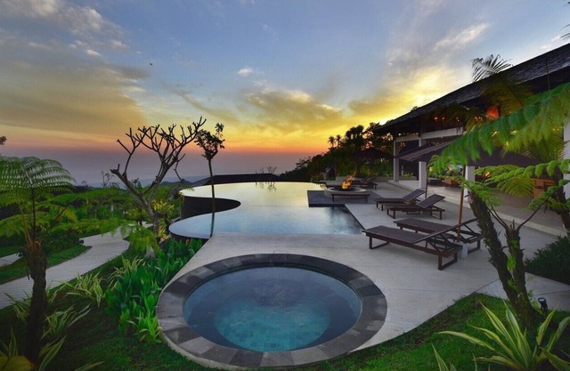 5BR VILLA BALI NEAR LAKES AND FOREST