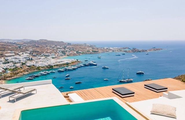 6 bedroom en suite villa
