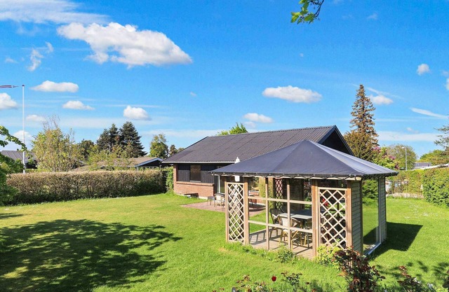 6 person holiday home in Rødvig Stevns-By Traum