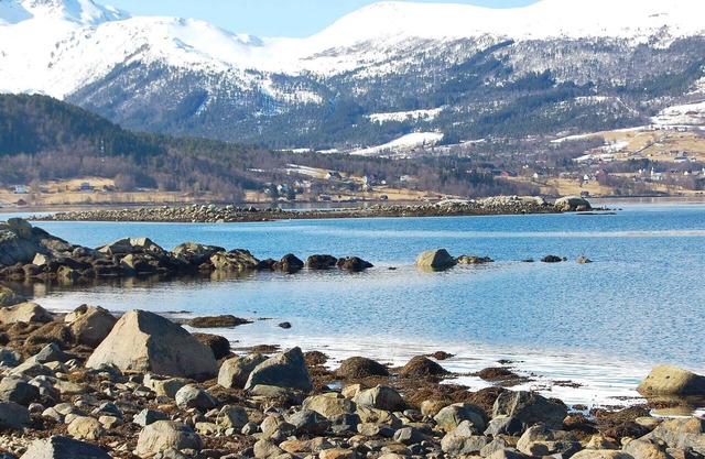 6 person holiday home in tomrefjord