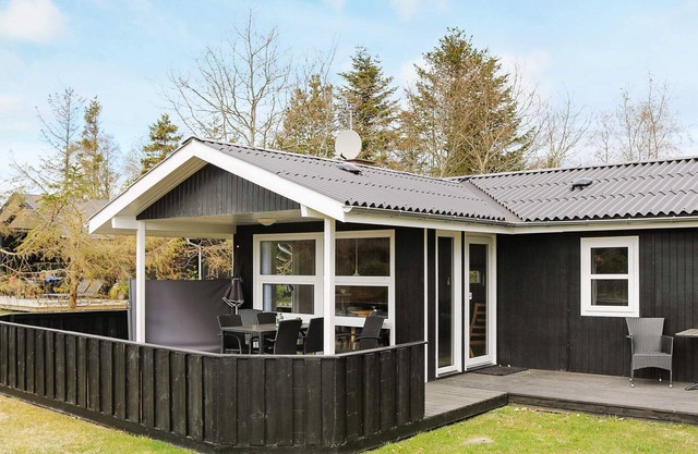 6 person holiday home in Hadsund-By Traum