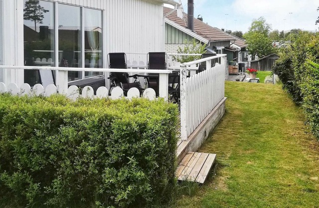 6 person holiday home in STRÖMSTAD
