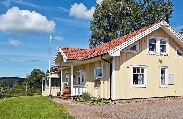 6 person holiday home in ULLARED