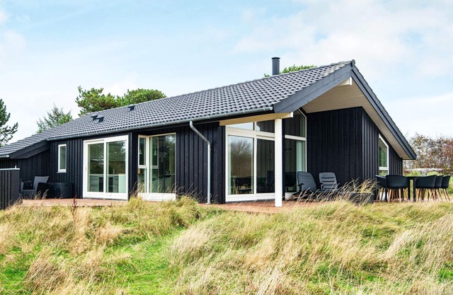 6 person holiday home in Fanø-By Traum