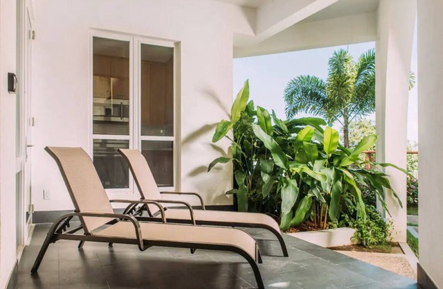 #6 Shalimar Saint Kitts vacation Apartment, Frigate Bay