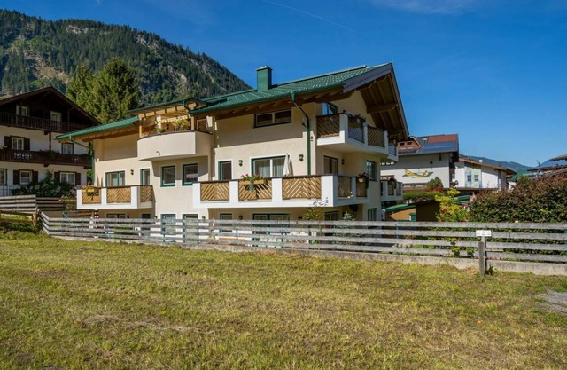 60 m² Apartment ∙ 3 bedrooms ∙ 6 guests