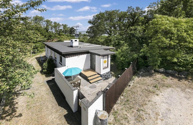 6677 Allinge - Sdr. Strandvej 73