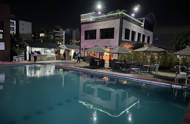 67 Airport Hotel