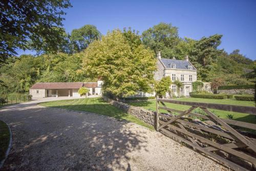 7 Bed in Combe Hay oc-bhr21