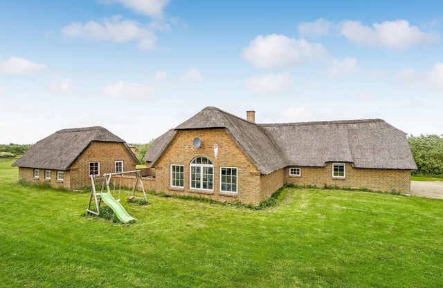 7 bedroom awesome home in Ulfborg