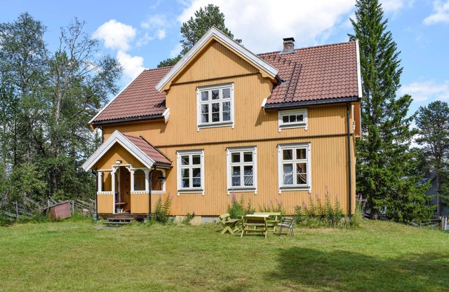 7 bedroom lovely home in Tufsingdalen