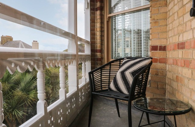 7 BELGRAVE APARTMENTS, romantic in Ilfracombe