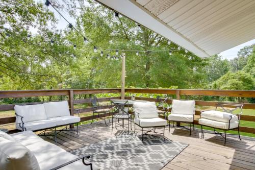 7 Mi to Tennessee River Home with Patio in Florence