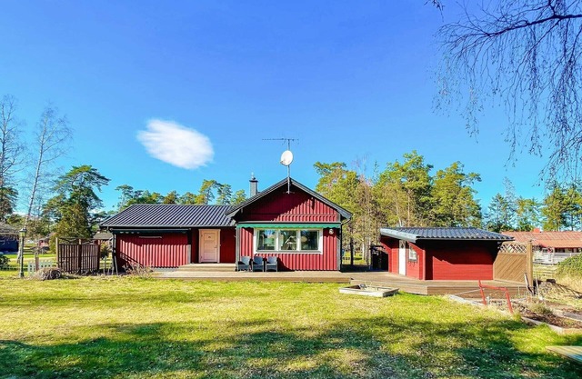 7 person holiday home in Mönsterås